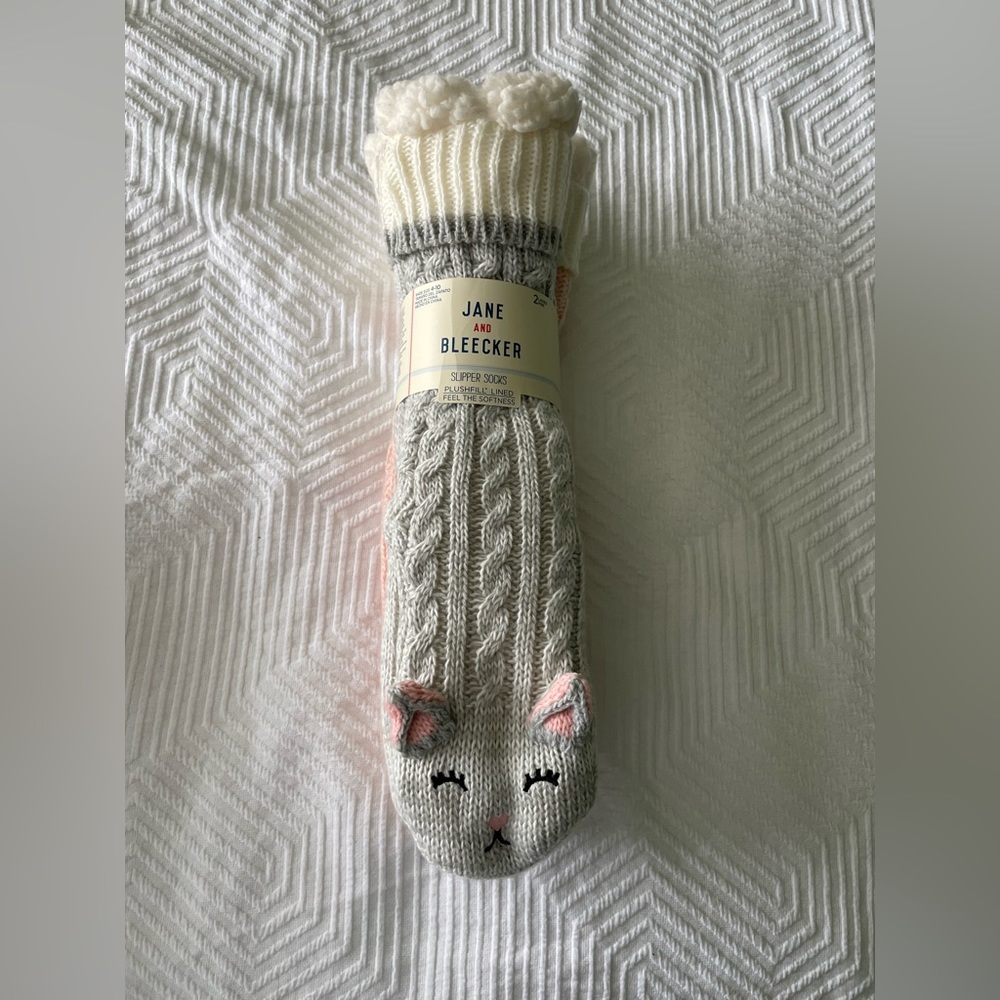 Brand New Slipper Socks 2-Pack Shoe Size 4-10